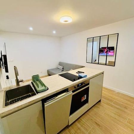 Joli Appartement Renove Incluant Parking A 10 Min De Paris نانتير المظهر الخارجي الصورة